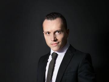 Simone Puorto Travel Singularity