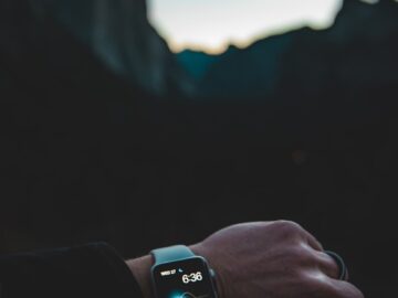 silver aluminum case Apple Watch with white Sports band