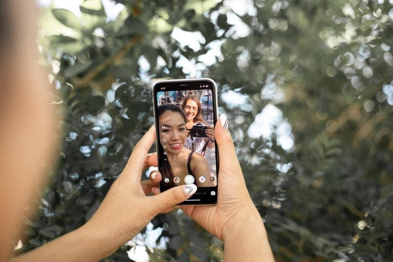 Instagram Stories Anonymously