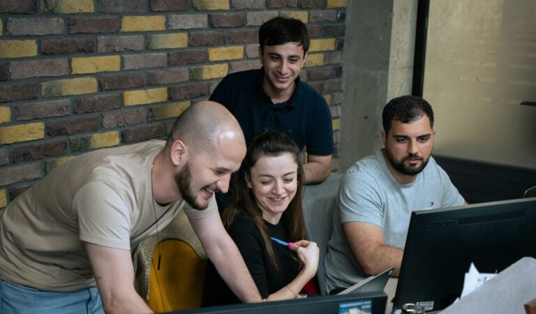5 Best Mentoring Software for Charities Focused on Volunteer and Community Engagement