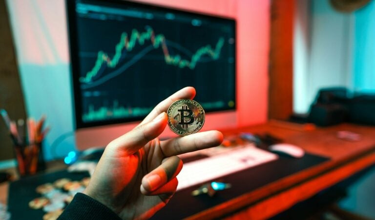 Master Crypto Wealth Management: Strategies for High-Net-Worth Investors